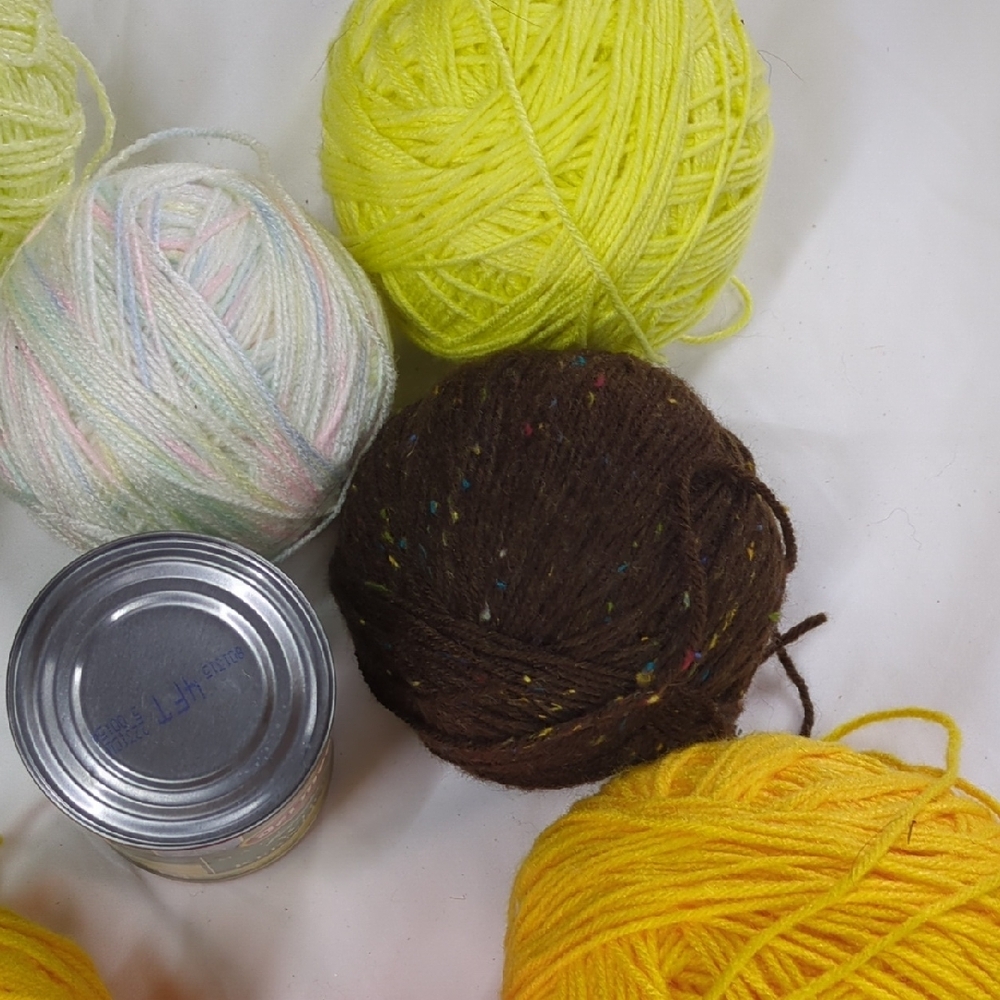 Colorful Yarn Collection - Picture 4 of 5